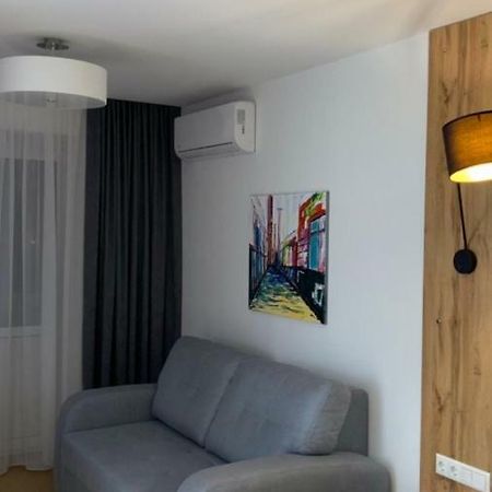 Пр Поля 110 Апартаменты Дніпро Екстер'єр фото
